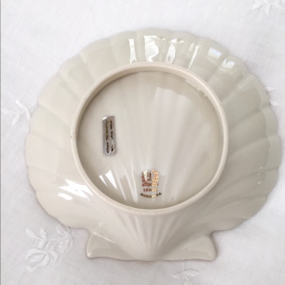 Vintage Lenox Shell Dish 7” - Picture 3 of 4